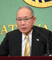 Former Japanese Ambassador to Ukraine Kuninori Matsuda speaks at a press conference in Tokyo on Friday.